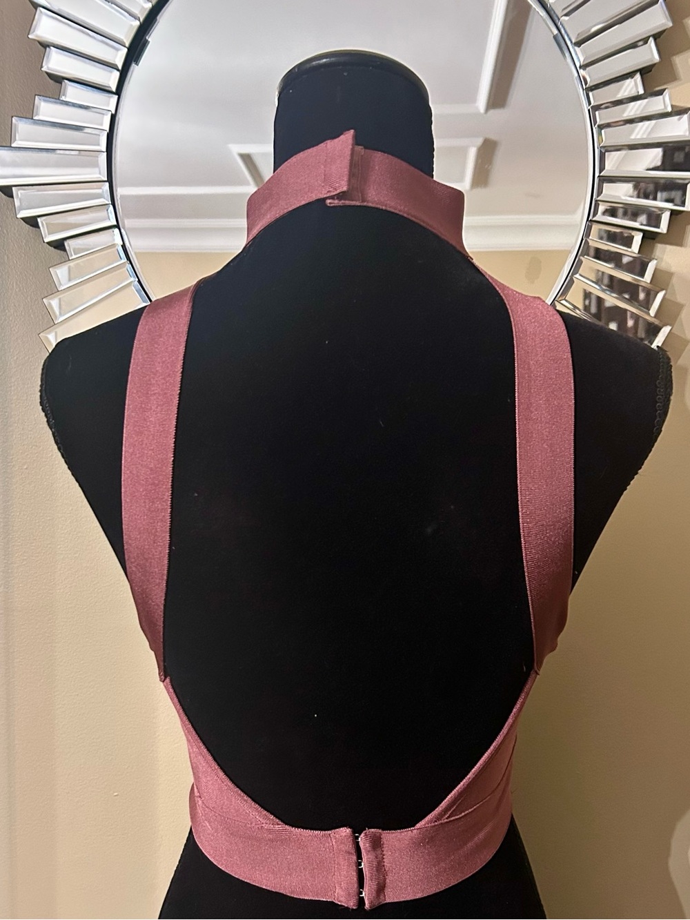 Missguided Rose-Mauve Halter Bandage Top with Choker - Picture 5 of 6